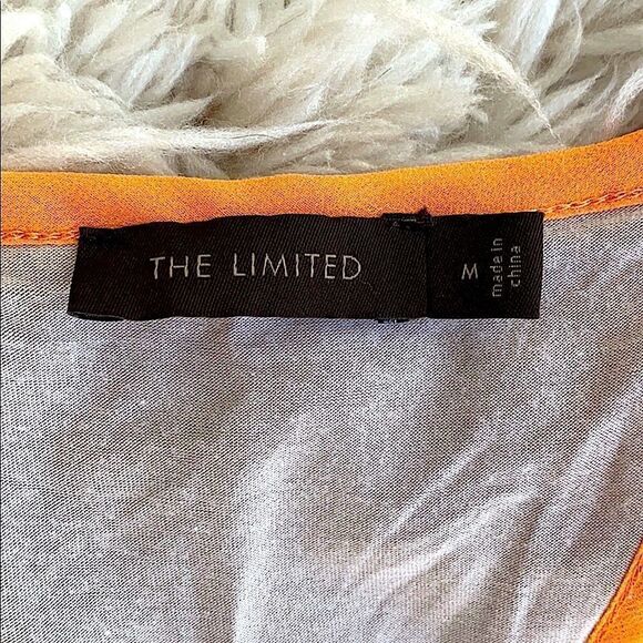 The Limited Sheer Crossover Back Tank Top – Size M - Picture 6 of 10